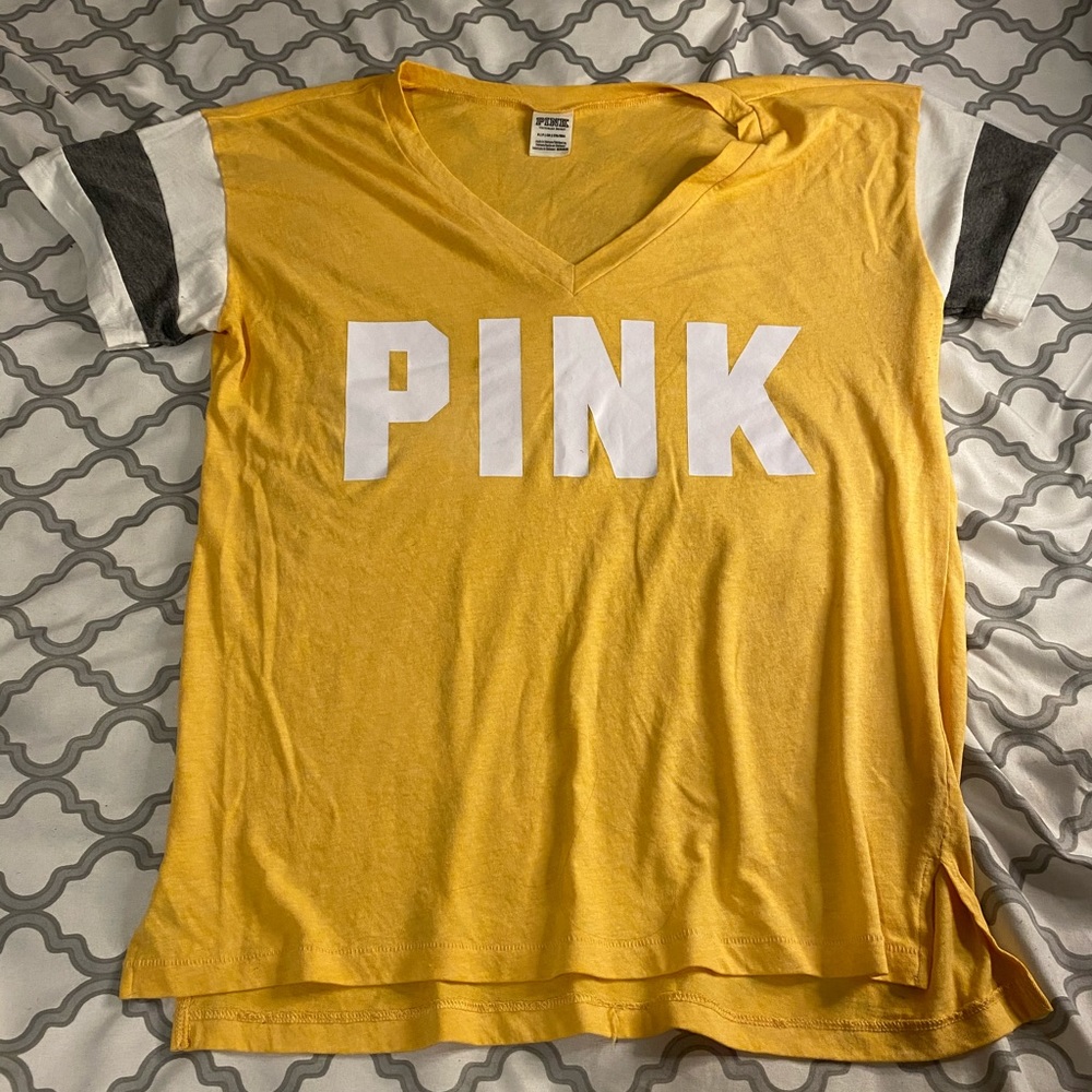 PINK VS shirts S